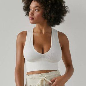 Out From Under Hailey Seamless Plunge Bra Top - Urban Outiftters